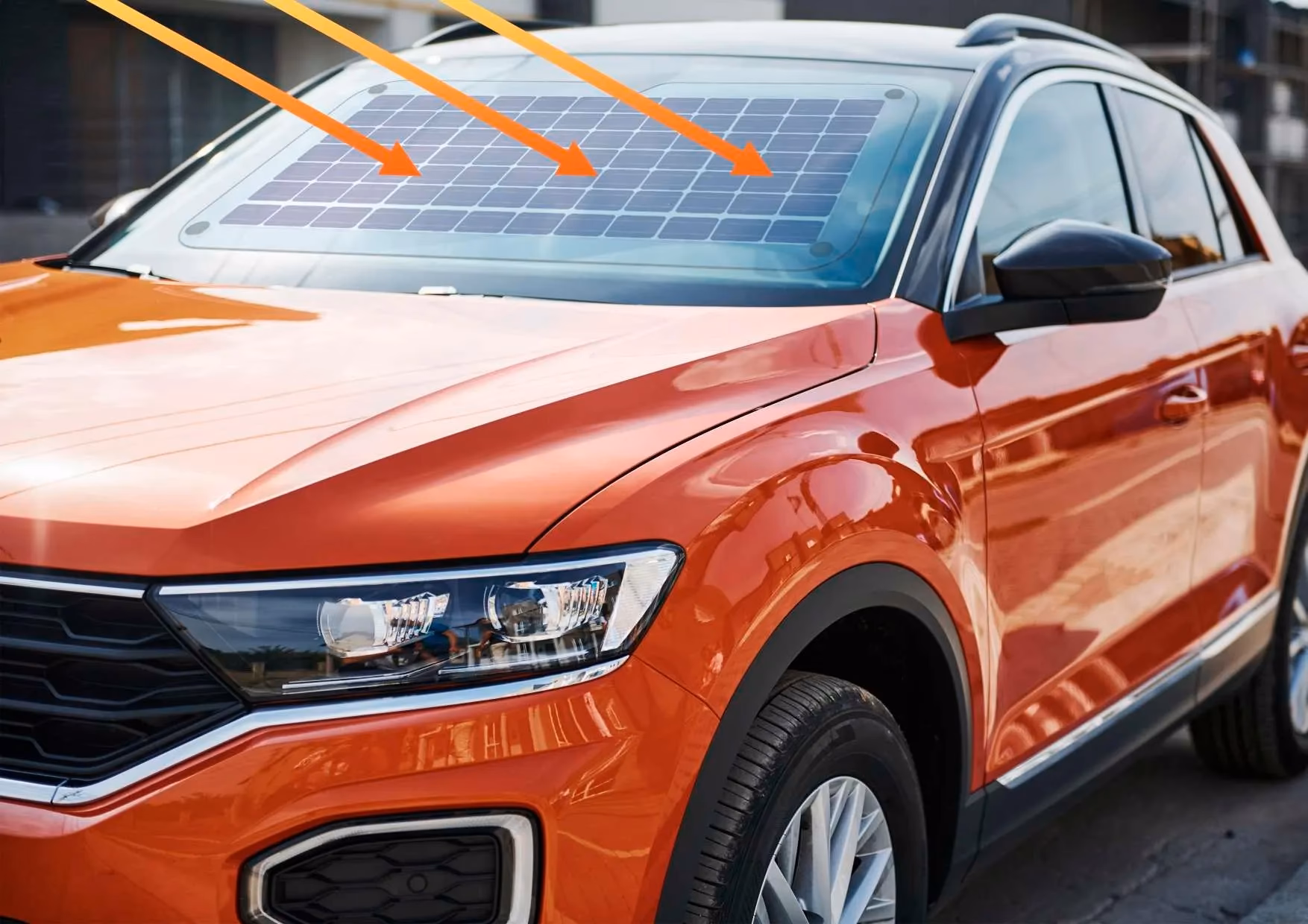 ¿Cuánto es la multa por llevar un parasol en el coche?