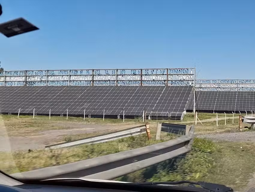 Parque eólico-solar Papa Francisco
