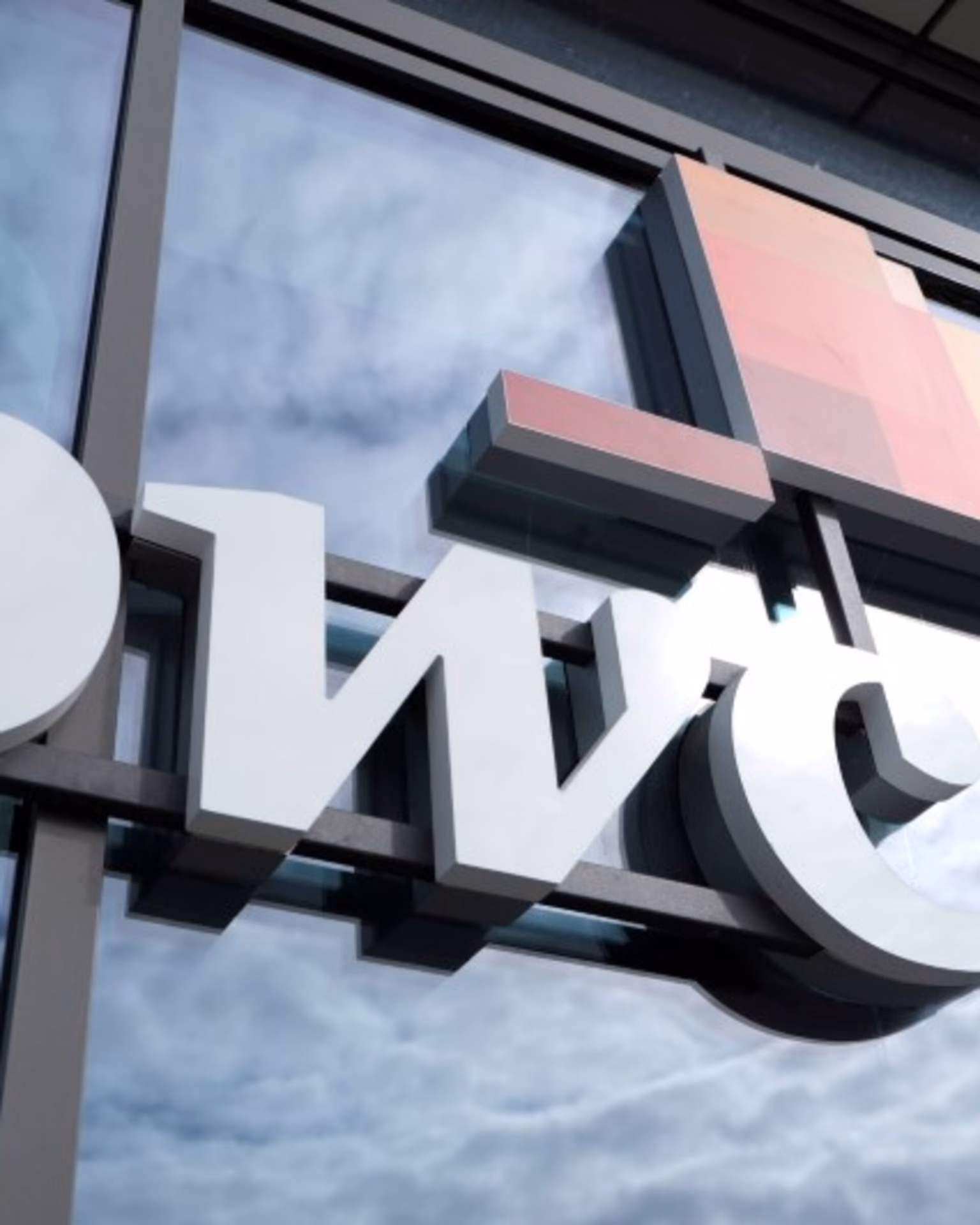 Does Warren Buffett invest in renewable energy?