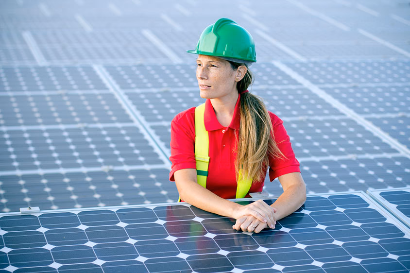 ¿Qué hace un gerente de proyectos solares?