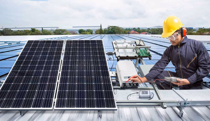 ¿A quién puedo acudir para comprobar que mis paneles solares funcionan?