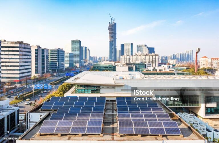 Rascacielos Solares: ¿El Futuro de las Ciudades?