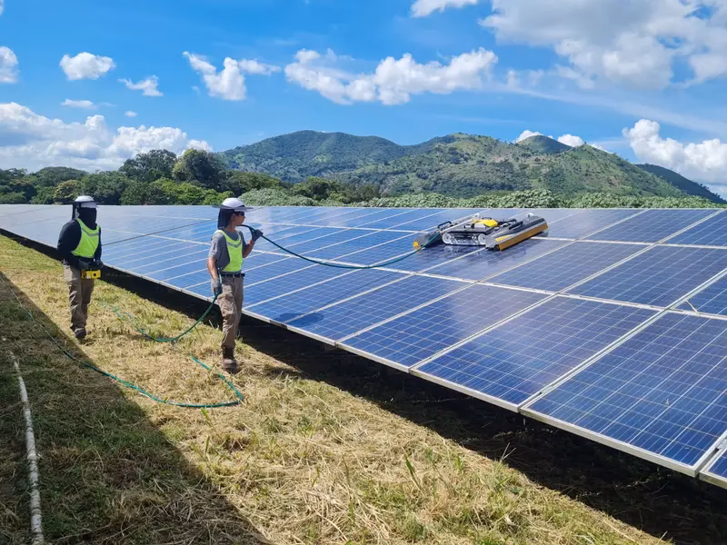 ¿Qué tan grande es el mercado de robots de limpieza de paneles solares?