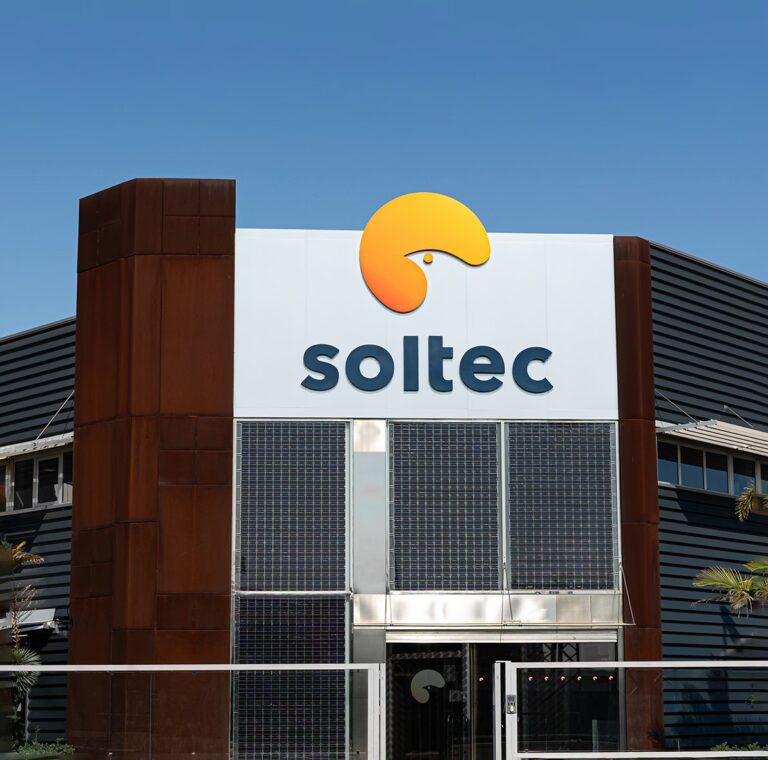Soltec: El Valor del Gigante de Seguidores Solares
