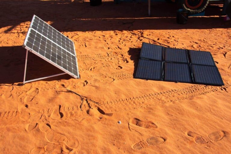 Mantas Solares vs. Paneles: ¿Cuál es mejor?