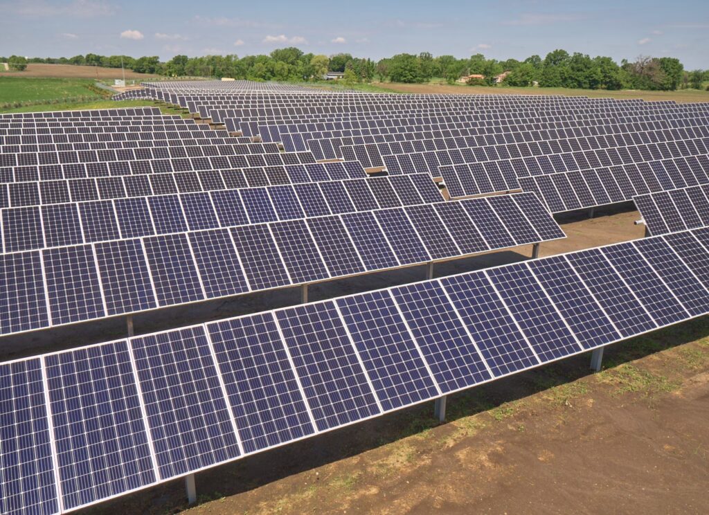 Paneles Solares en Minnesota: ¿Funcionan con Frío?