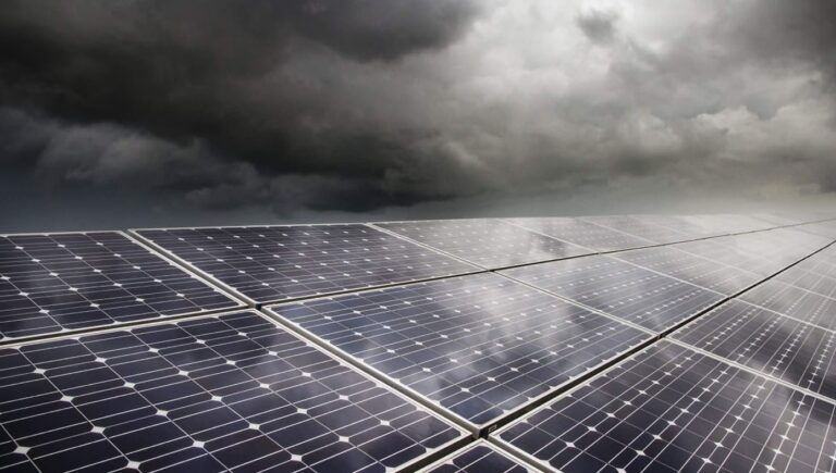 Paneles Solares en Días Nublados: ¿Funcionan?