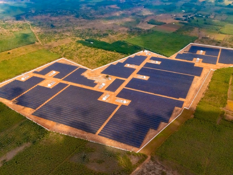 Who are the top 5 solar panel manufacturers?