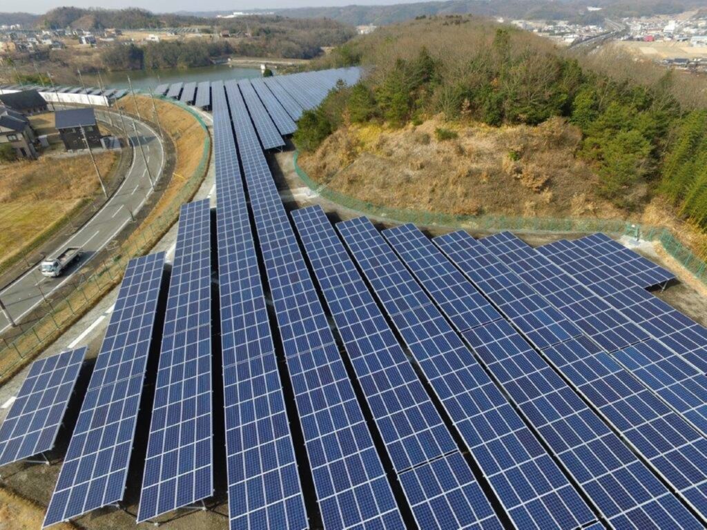 Paneles Solares en Japón: Guía Definitiva 2025