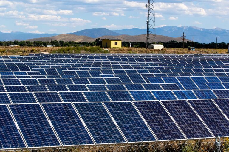Costo de Paneles Solares en Colorado: Guía 2025