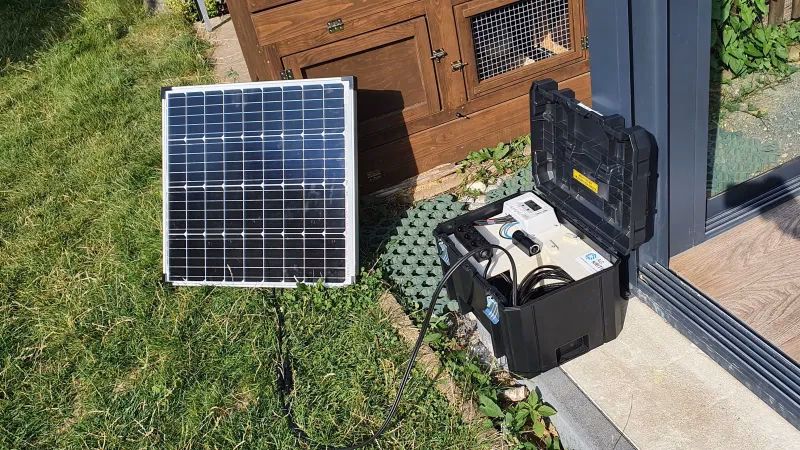 How many solar panels do I need for emergency power?