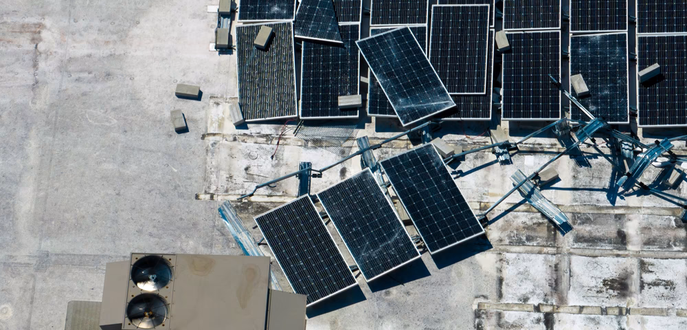 Do solar panels withstand hurricanes?