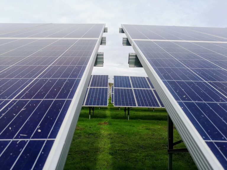 Costo de Paneles Solares en Iowa: Guía 2024