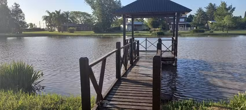 SOLARES DEL CARCARAÑÁ.Barrios de residencias.