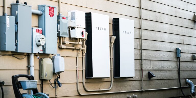 Baterías Solares: 3 Desventajas a Considerar