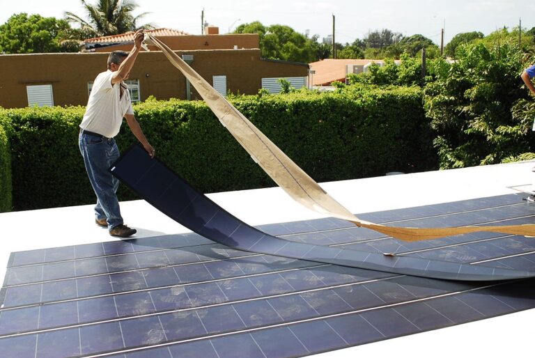 Paneles Solares de Capa Fina: La Guía Definitiva