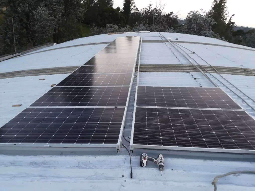 Ubicación ideal de paneles solares en el techo