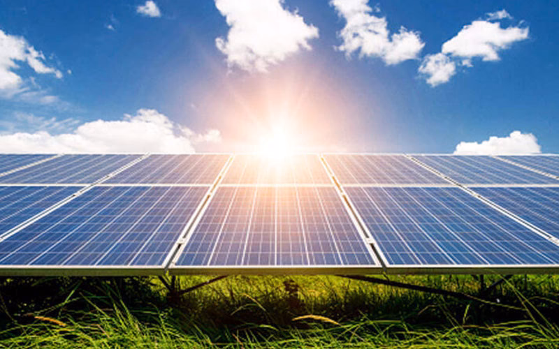 Paneles Solares: La Tecnología que Transforma el Sol