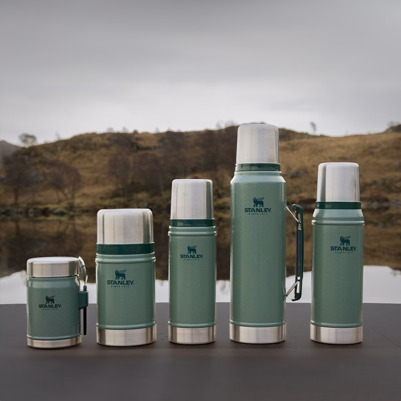 ¿Cuánto cuesta un termo Stanley en Estados Unidos?