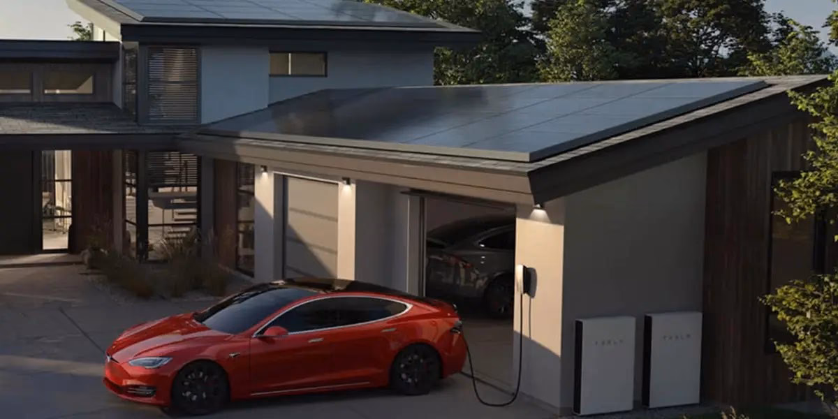 What is the lifespan of a Tesla solar panel?