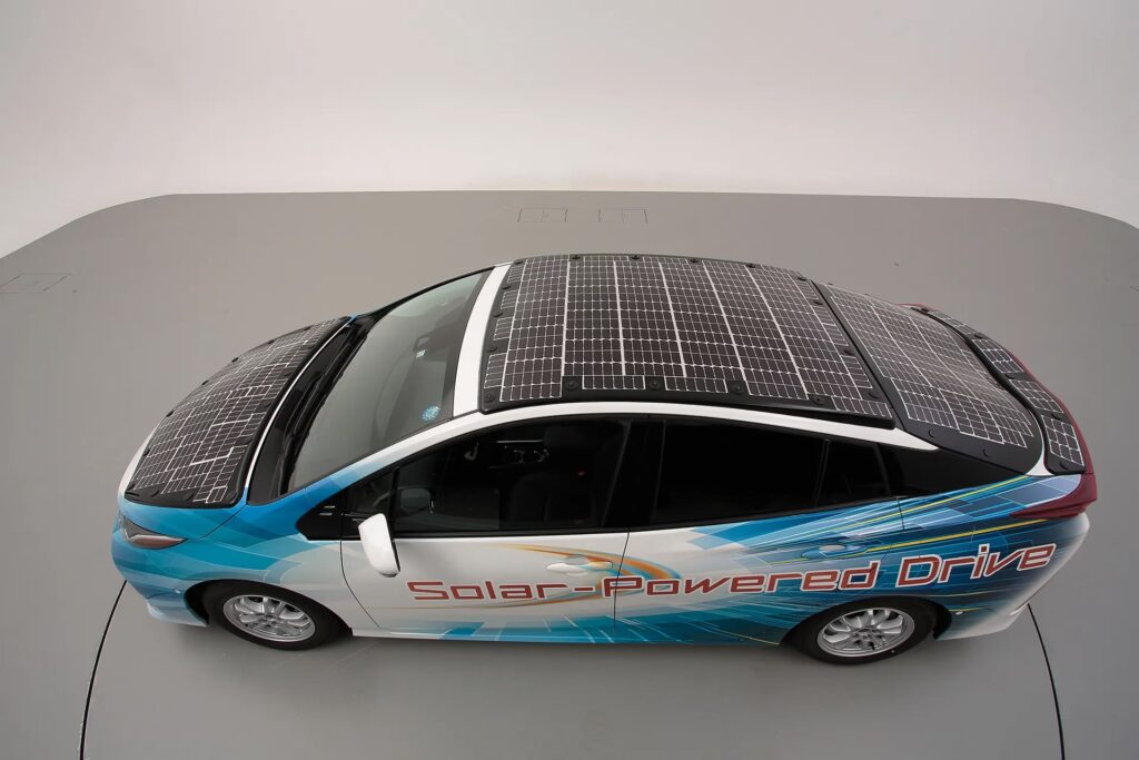 Toyota Híbrido y Paneles Solares: Dúo Ideal