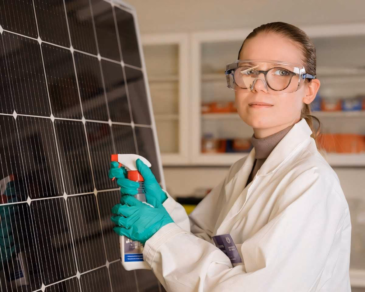 ¿Cuáles son los productos químicos peligrosos presentes en los paneles solares?