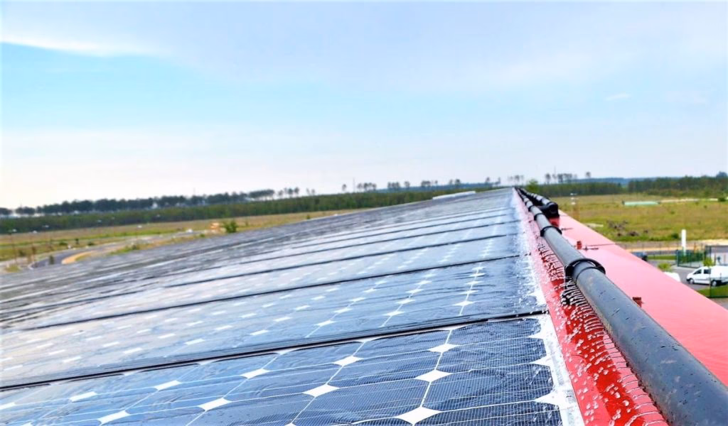 ¿Cuánto líquido lleva una placa solar?