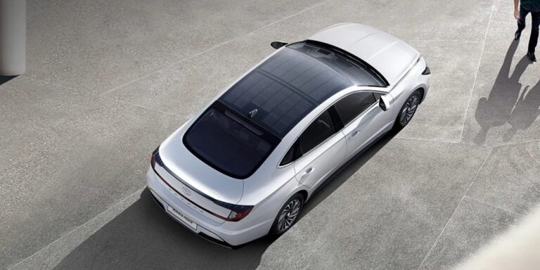 Carga tu Coche Eléctrico con Paneles Solares